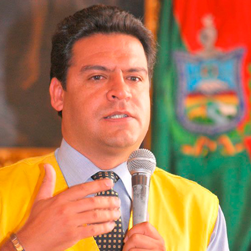luis-revilla