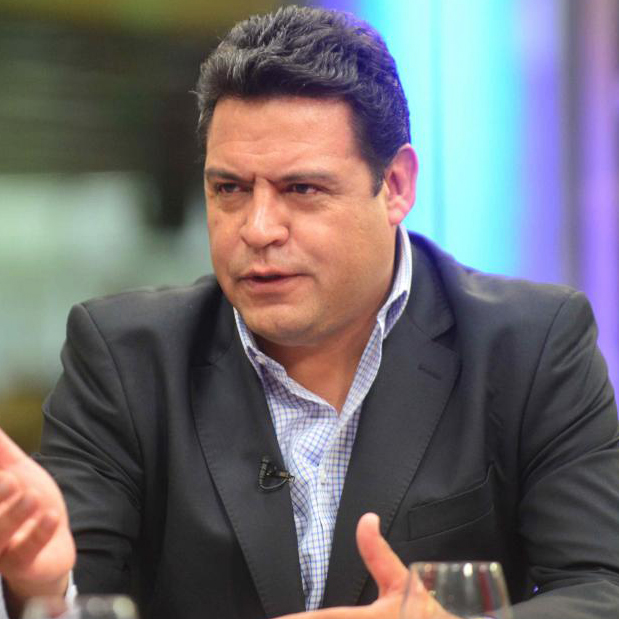 LuisRevilla_presidente